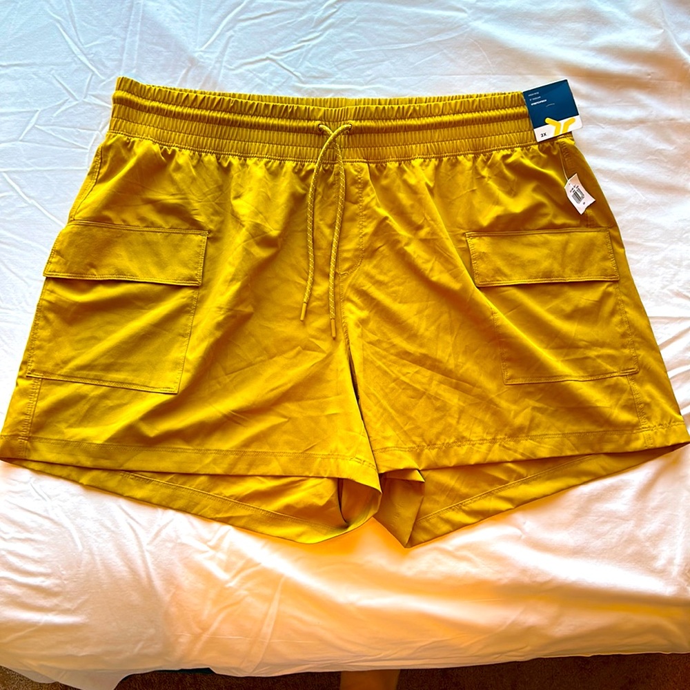 NWT 2X Quick Dry Old Navy Shorts